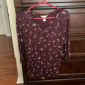 H&M Maternity 3/4 sleeve floral maroon tunic